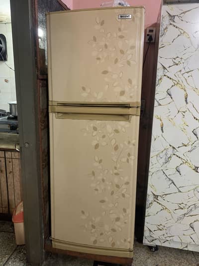 Orient Medium Size Frig perfect Cooling