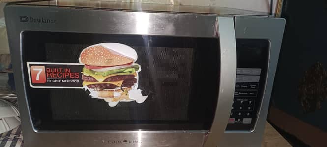 Dawlance microwave with cooking grill