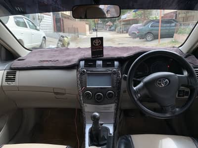 Toyota Corolla GLI 2012
