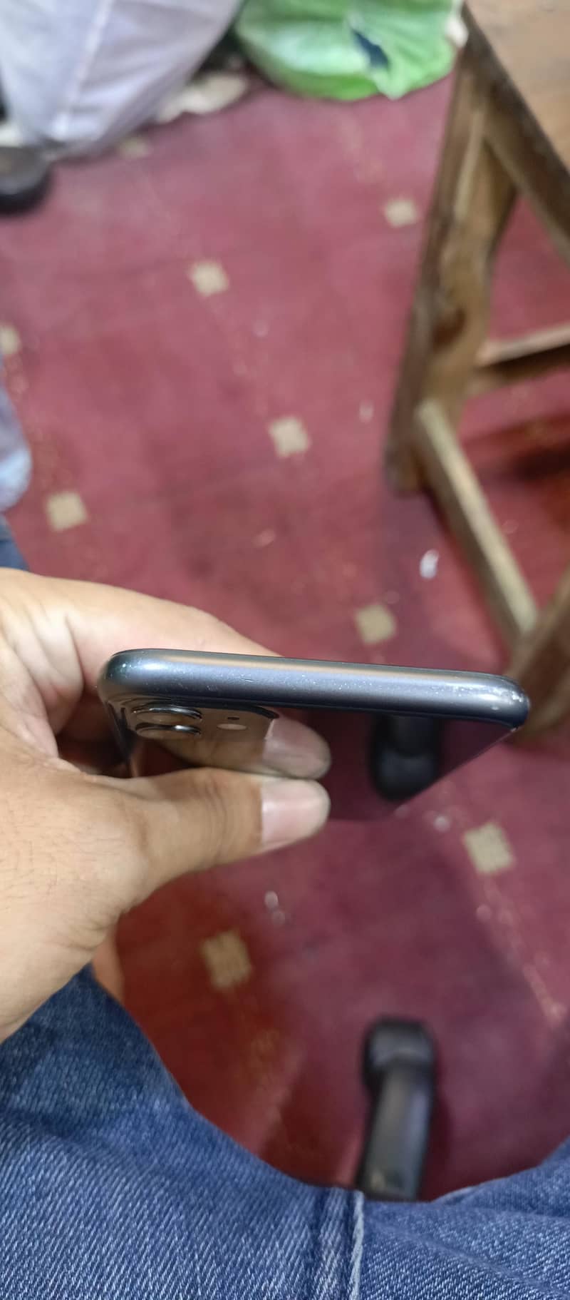 Apple iPhone 11 3