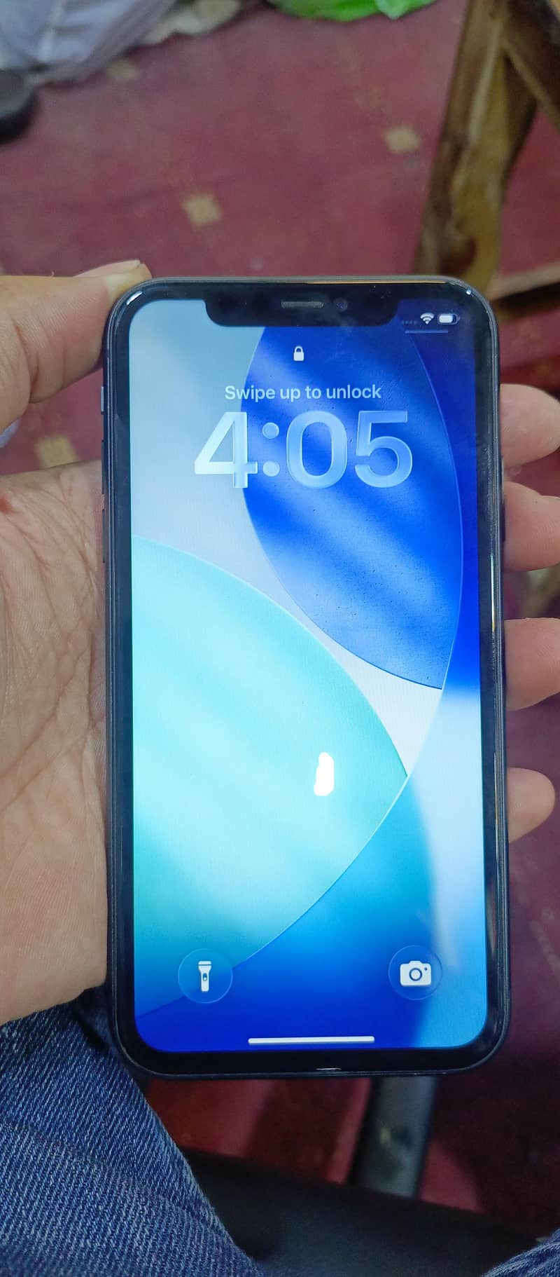 Apple iPhone 11 4