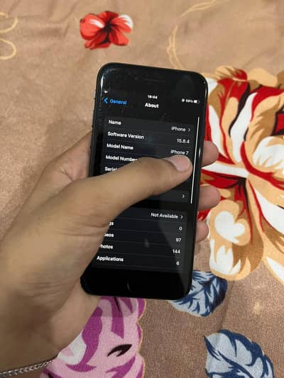 Apple iPhone 7