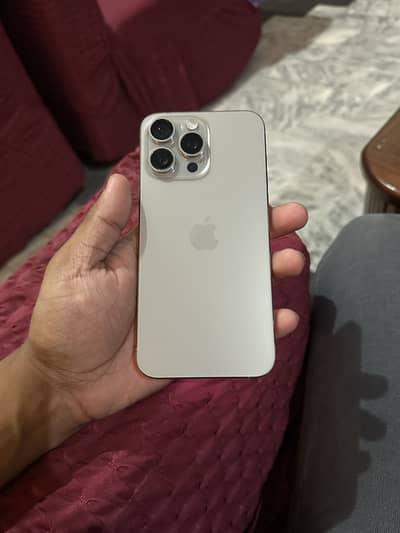 Apple iPhone 15 Pro Max