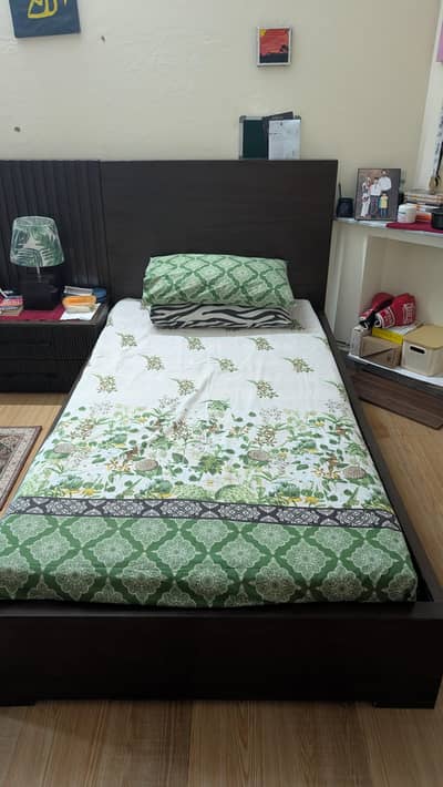 single  bed with side table