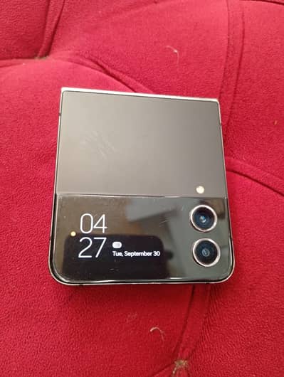 Samsung Mobile Z Flip 4