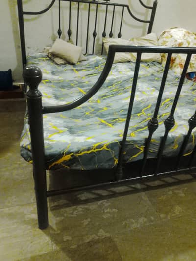iron bed