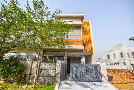 5 Marla House Available for Rent Prime Location