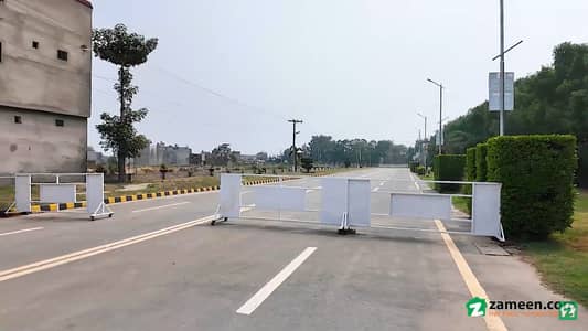 3 Marla Hot Location Plot For Sale Near Manawan GT Road