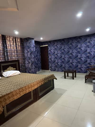 Bedrooms available for rent on monthly basis