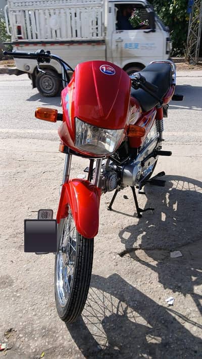 United US100 (3000km chala he.  /2025 model] Best condition