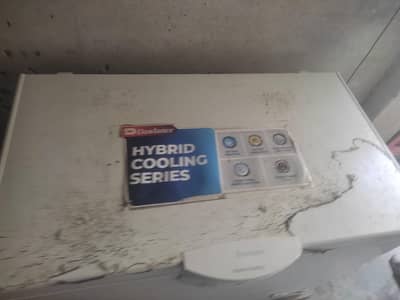 Dawlence freezer new condition
