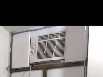 Window AC 0.75 with 110 supply for sale