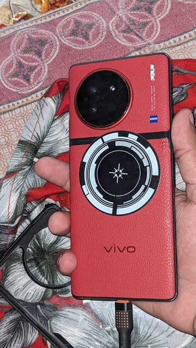 Vivo X90s