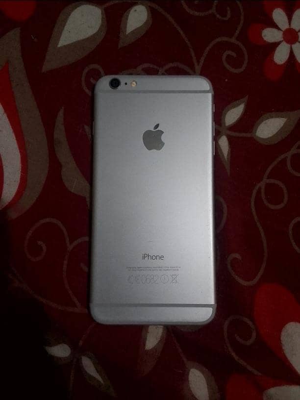 Apple iPhone 6 Plus 1