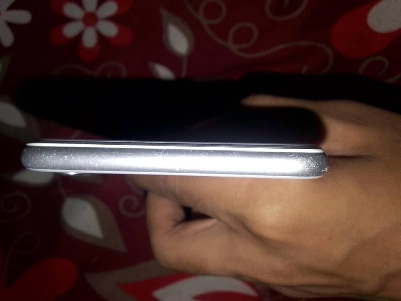 Apple iPhone 6 Plus 7
