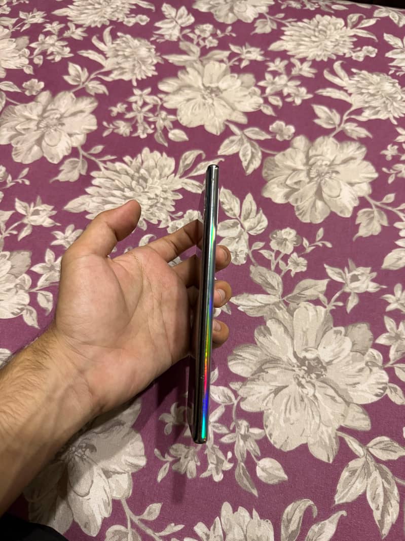 Samsung Mobile Note 10 Plus 2