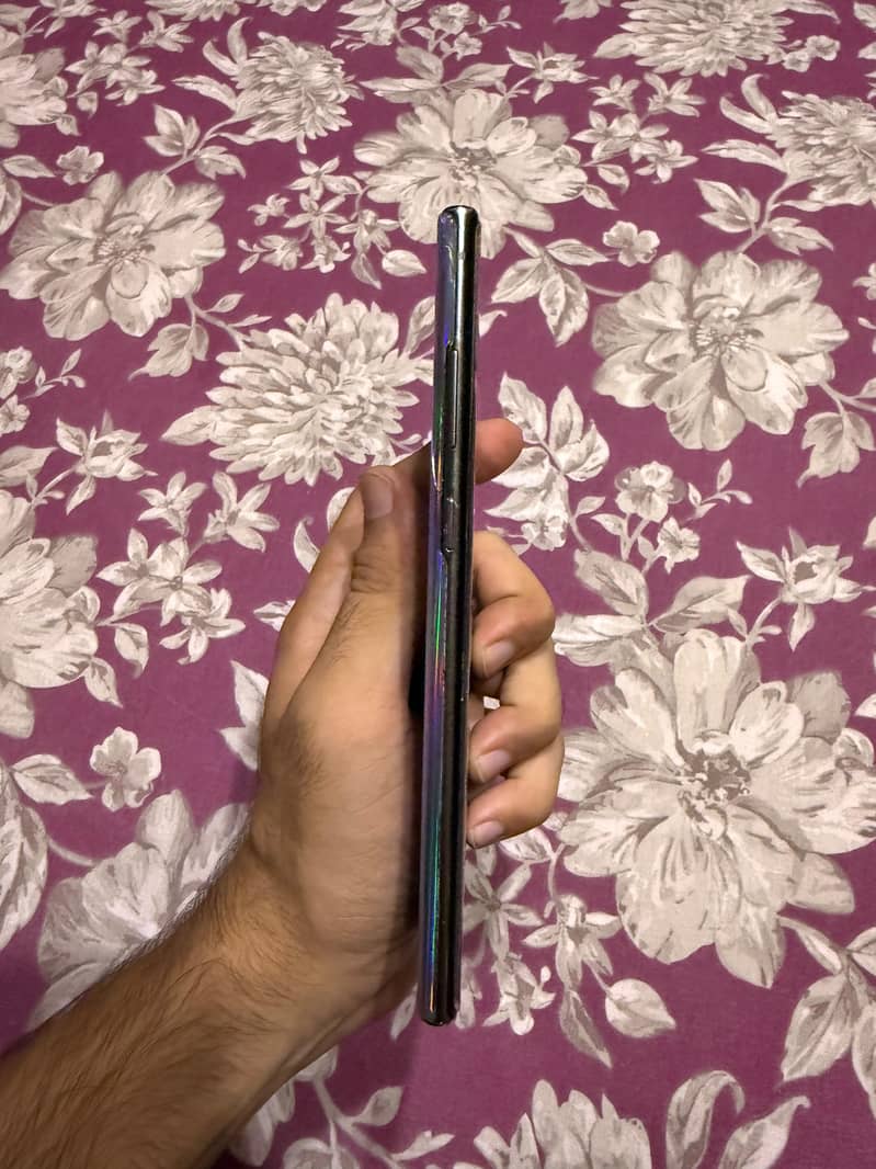 Samsung Mobile Note 10 Plus 5