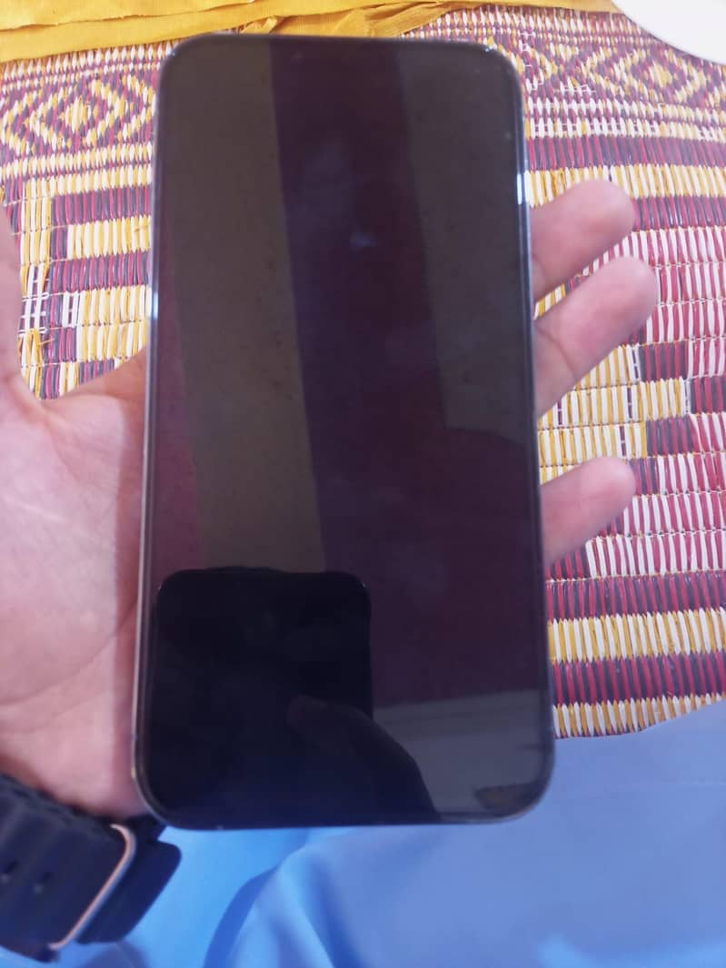 Apple iPhone 13 Pro Max 3