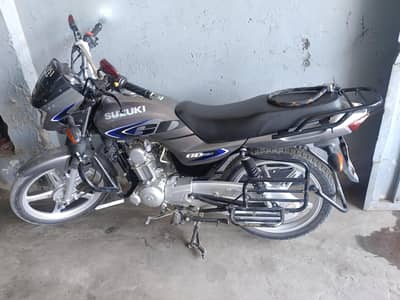 SUZUKI GD 110S                          look like new only 6400 driven