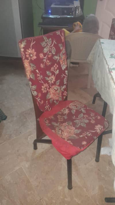 dinning table with chairs
