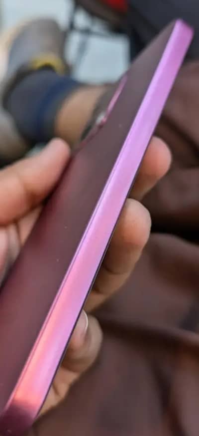8+8 256 ha 7000 battery with 80 Watt charge water proof AMOLED desply