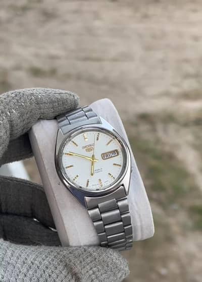 Vintage Seiko 5 Automatic