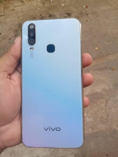 vivo y17