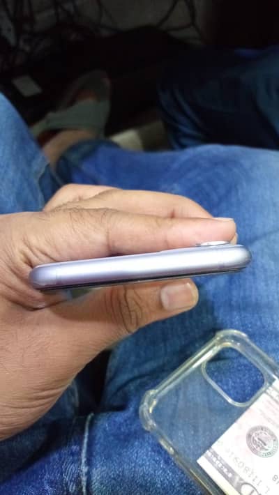 Apple iPhone 11