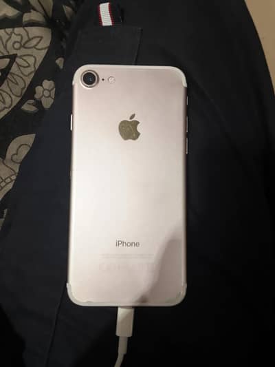 Apple iPhone 7