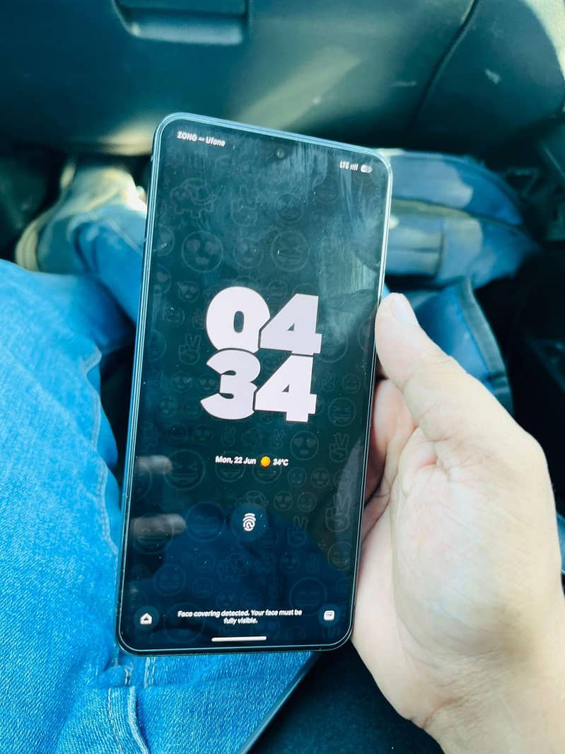Google Pixel 8 Pro 1
