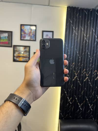 iPhone 11 64gb offical pta approved