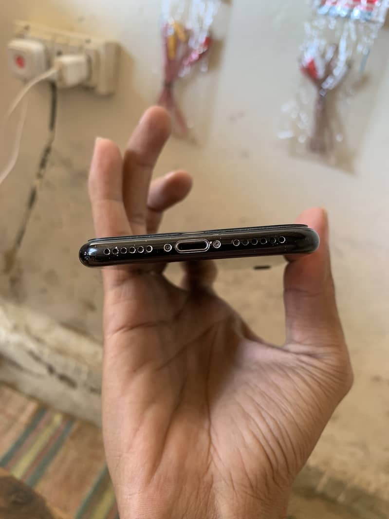 Apple iPhone 7 PTA 3