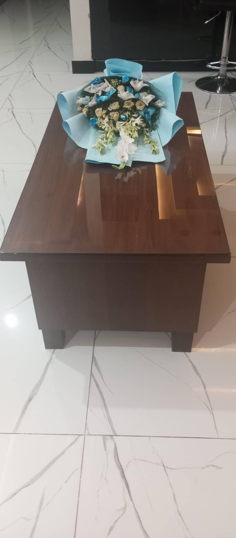 IKEA COFFEE TABLE 0