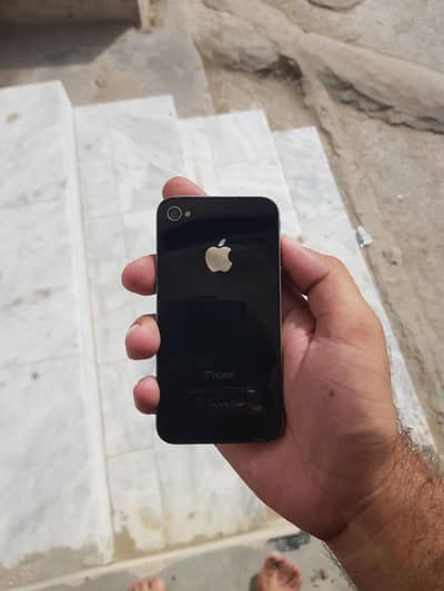 Apple iPhone 4