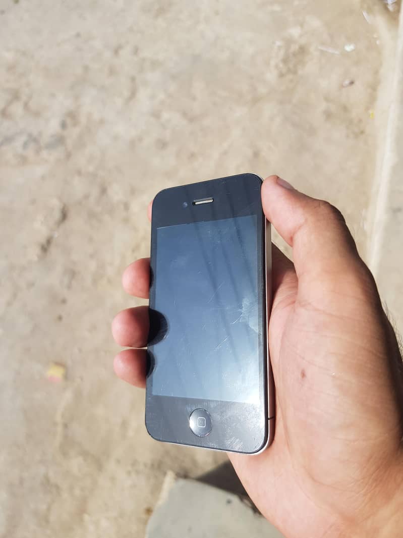 Apple iPhone 4 1