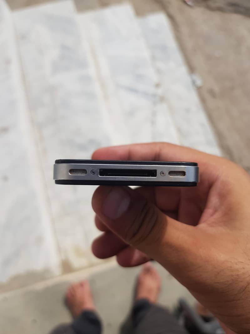 Apple iPhone 4 2