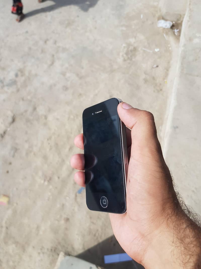 Apple iPhone 4 9