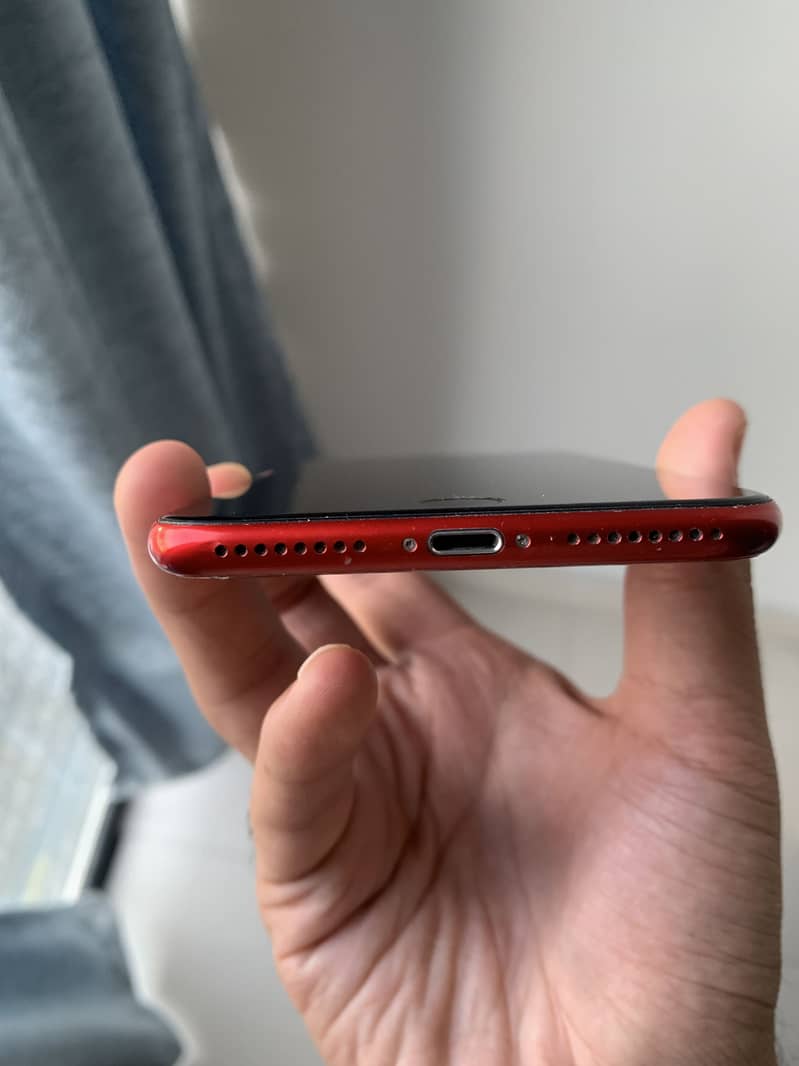 Apple iPhone 8 Plus 5