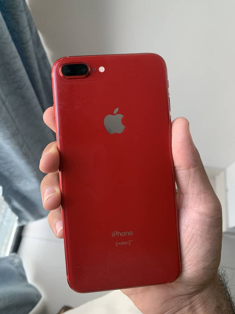 Apple iPhone 8 Plus 0