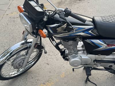 | Honda | CG 125 | Model 2024/25 | Condition 10/10 |