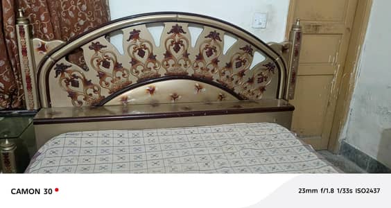 Pure Wood Bed Sidetables With Mirror
