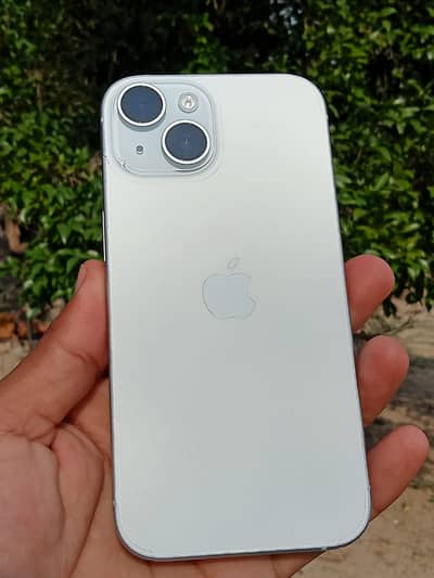 Apple iPhone 15