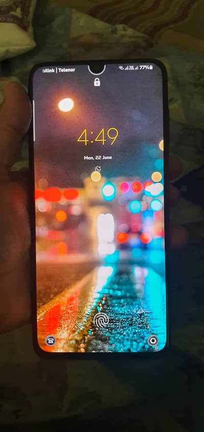 Samsung Mobile A70