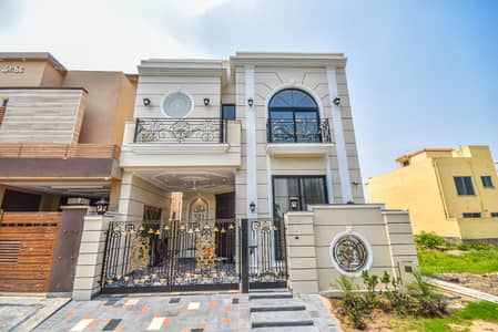 5 Marla House Available for Rent Prime Location