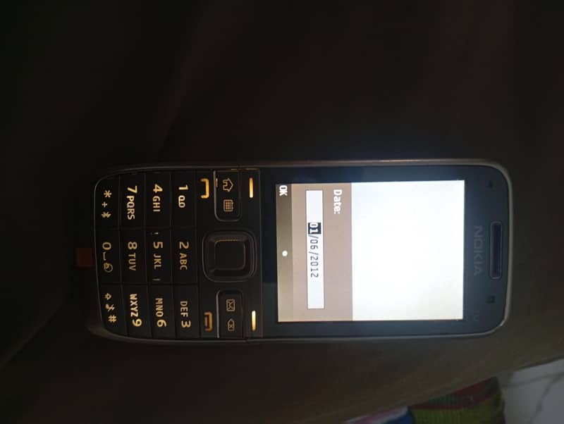 Nokia E52 4