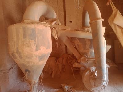Parvazer. powder granding machine. with 40Hp motor. 1400 chakr
