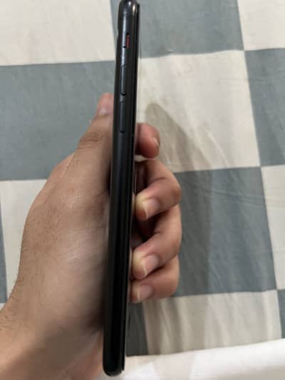 Apple iPhone SE