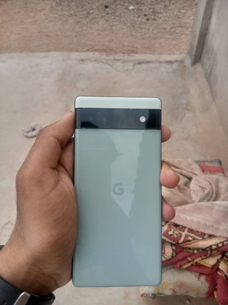 Google Pixel 6a 1