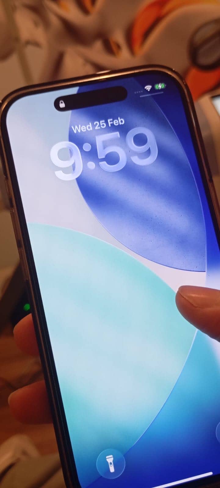 Iphone 16 pro 1
