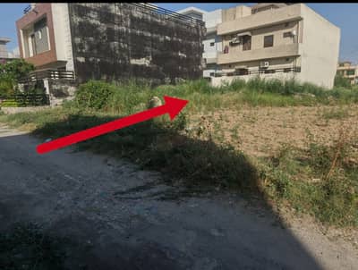 I14/4 1175 30x60 Owner Plot for Sale